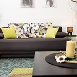 Zara *