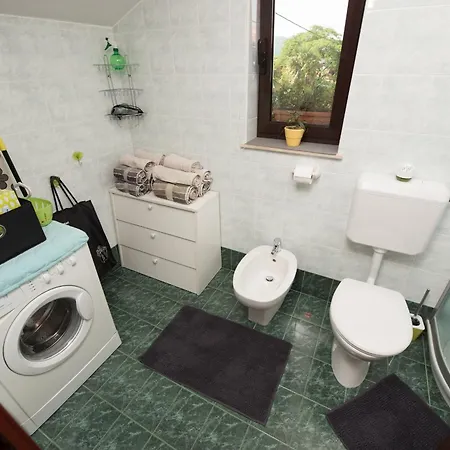 Apartman Zara *