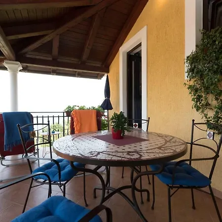 Zara Lejlighed Lovran